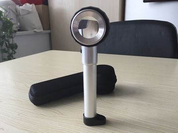 Skin Magnifier Mini Skin Microscope เครื่องวิเคราะห์สภาพผิวสำหรับใช้ในบ้านเพียง 225 กรัมน้ำหนัก